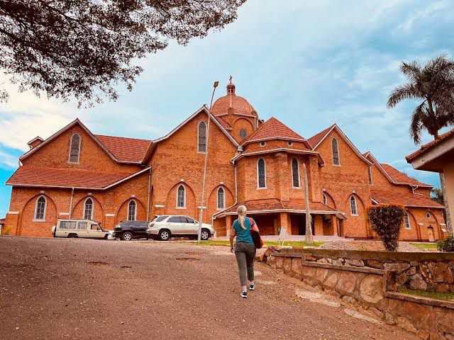 1 Day Kampala City Tour — 1-day safari in Uganda: Guided city tour of Kampala's historic, religious and cultural landmarks.